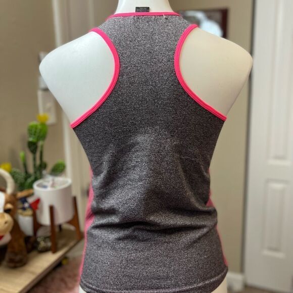 Soho Girls work out top size med / large - Picture 3 of 6